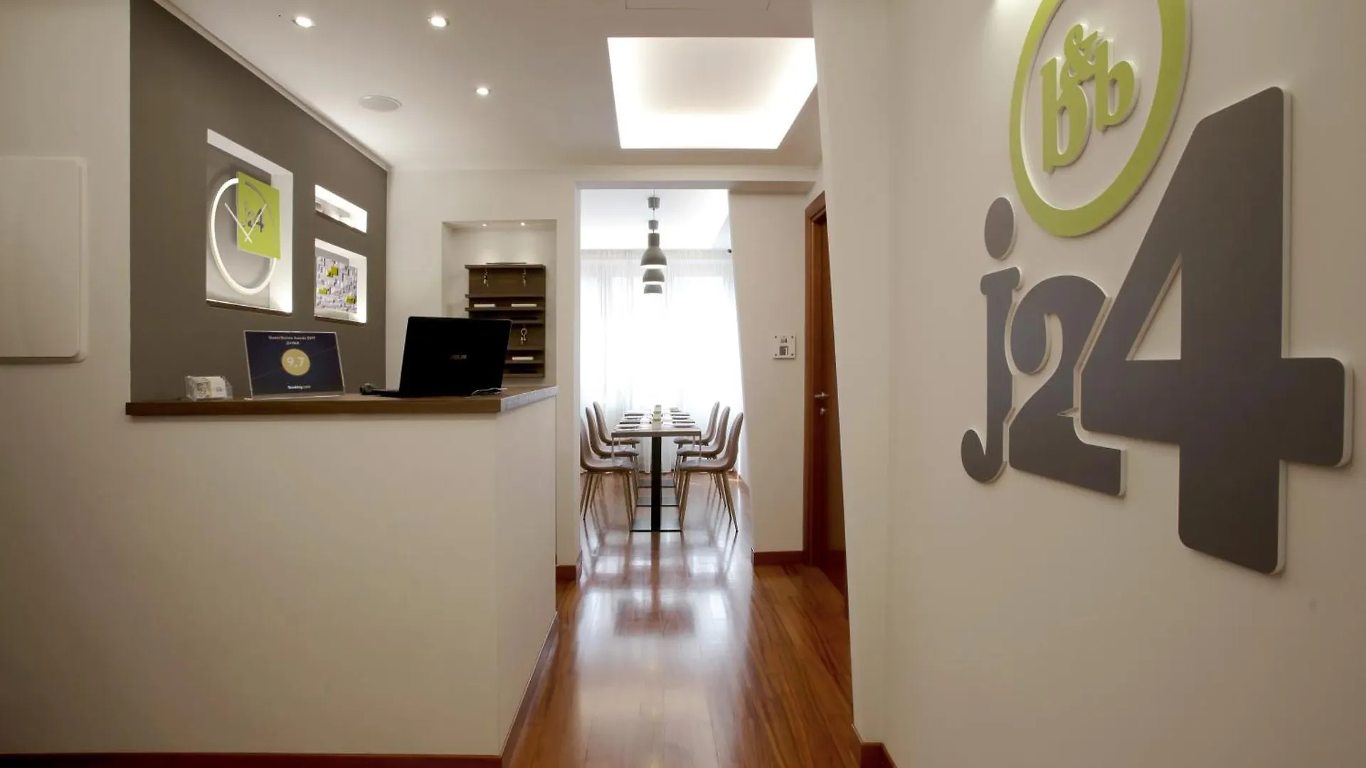 J24 B&B Rome Italy