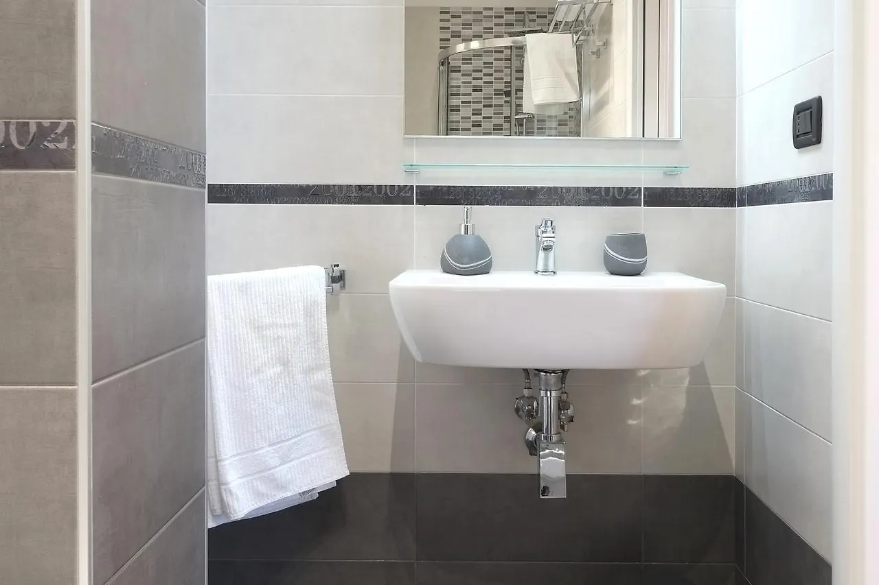 J24 B&B Rome Italy