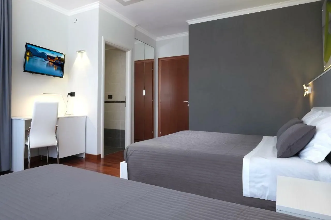 J24 B&B Rome Bed & Breakfast